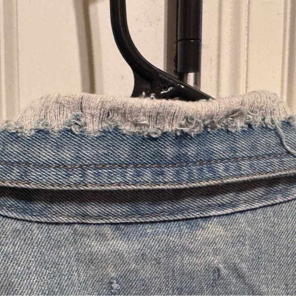 LSU Tigers Denim Jean Jacket Long Sleeve Button Down Gameday Women Sz M - Picture 10 of 14